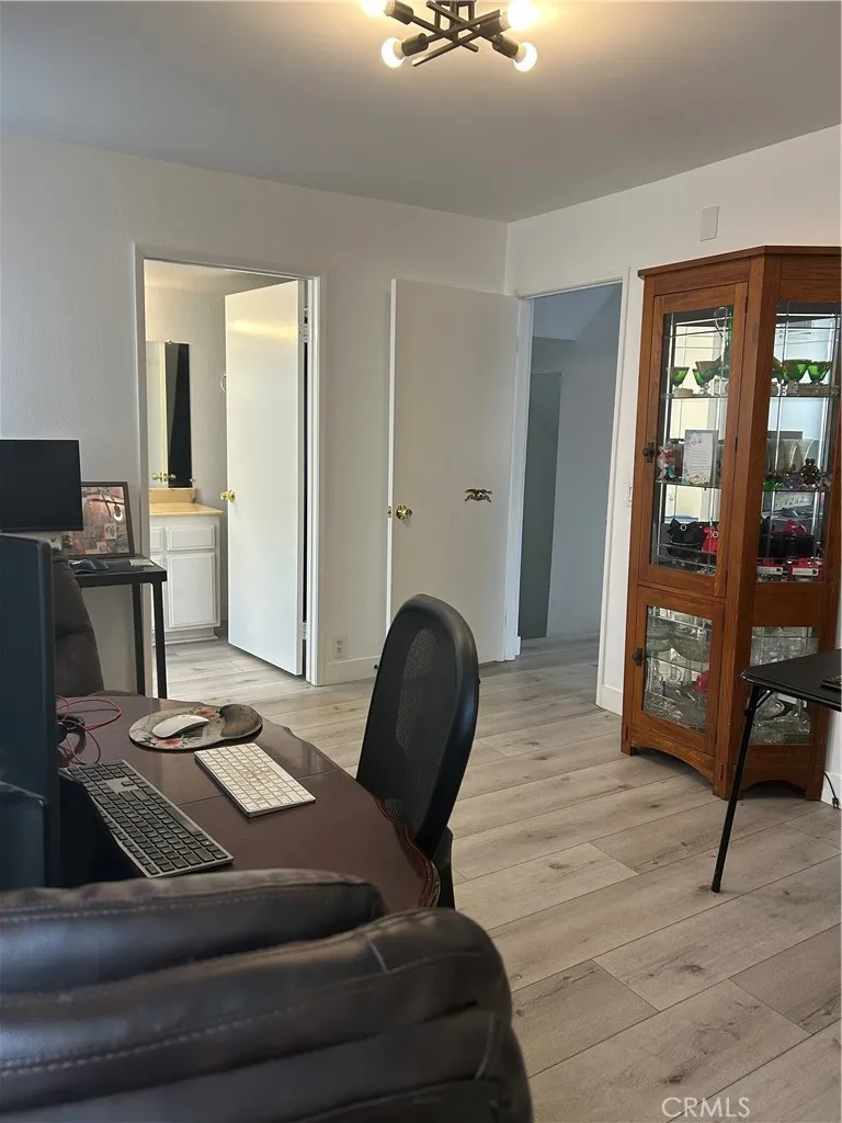 11300 Foothill Boulevard #19 Sylmar, CA 91342