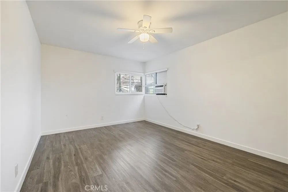 1056 E 6th Street Long Beach, CA 90802