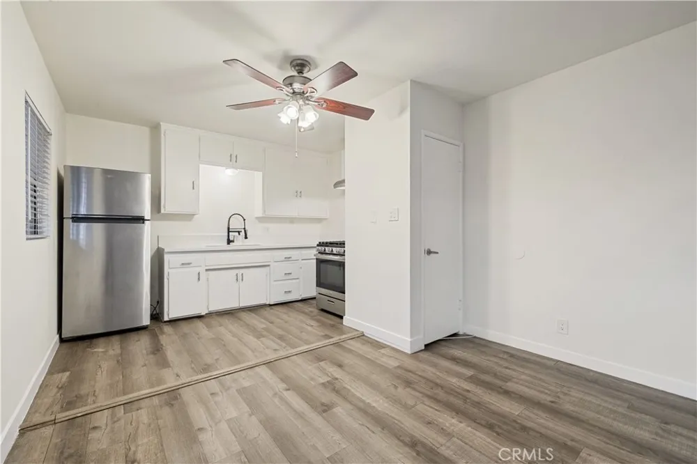 1056 E 6th Street Long Beach, CA 90802