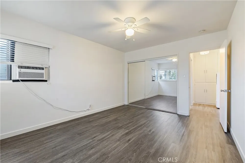 1056 E 6th Street Long Beach, CA 90802