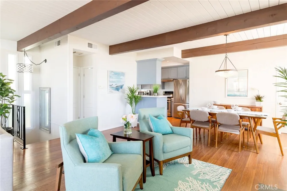 126 Neptune Avenue #A Hermosa Beach, CA 90254