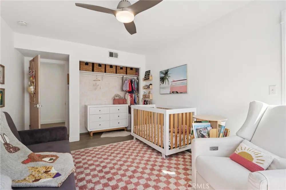 647 1st Place Hermosa Beach, CA 90254