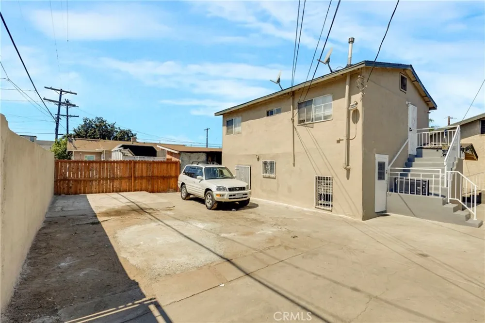 608 Breed Street Los Angeles, CA 90033
