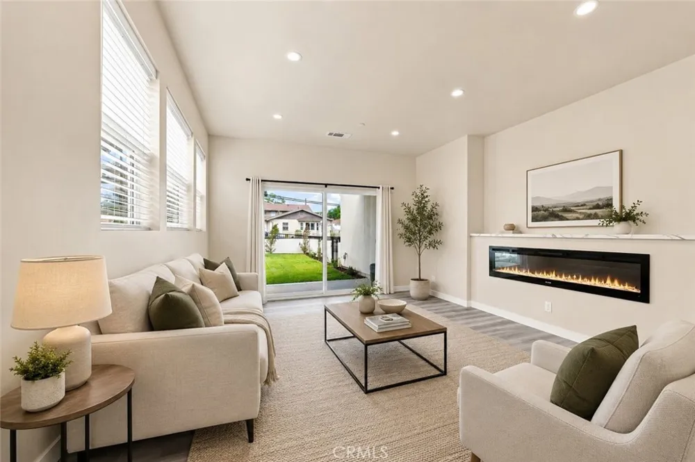 24224 Ocean Avenue Torrance, CA 90505