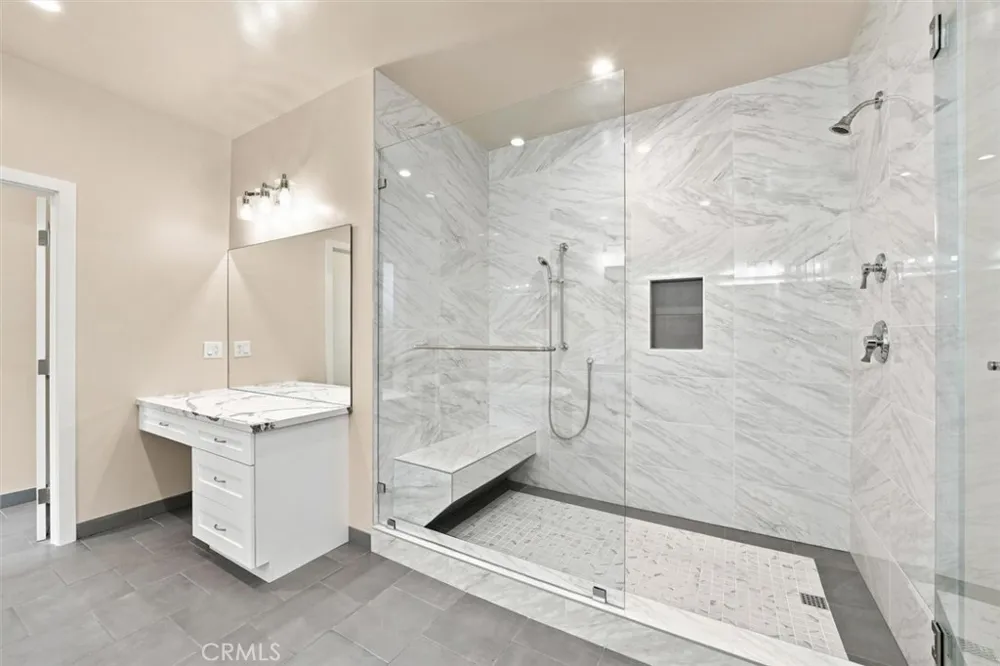 24224 Ocean Avenue Torrance, CA 90505