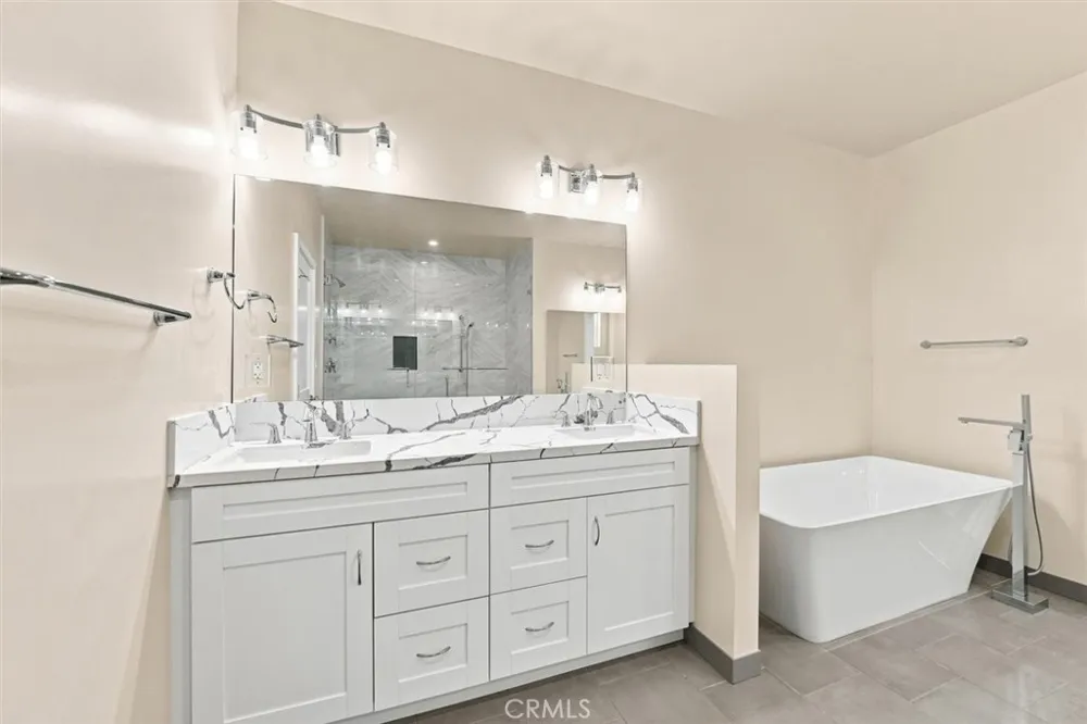 24224 Ocean Avenue Torrance, CA 90505