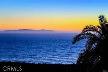 3200 La Rotonda Drive #211 Rancho Palos Verdes, CA 90275