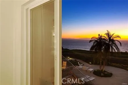 3200 La Rotonda Drive #211 Rancho Palos Verdes, CA 90275