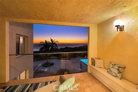3200 La Rotonda Drive #211 Rancho Palos Verdes, CA 90275