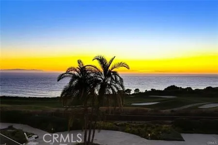 3200 La Rotonda Drive #211 Rancho Palos Verdes, CA 90275