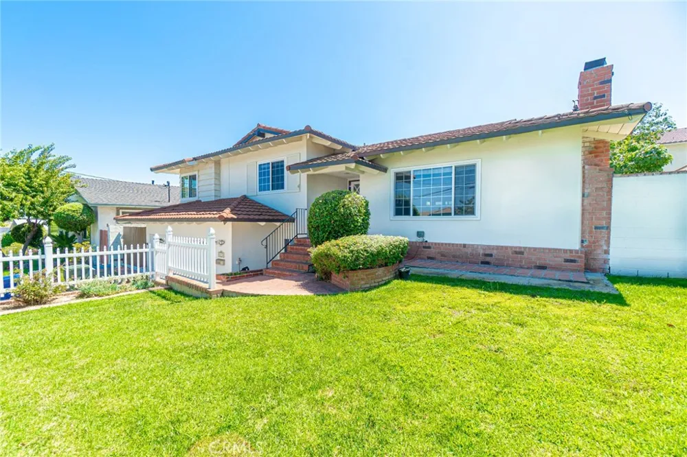 2370 W 239th Torrance, CA 90501