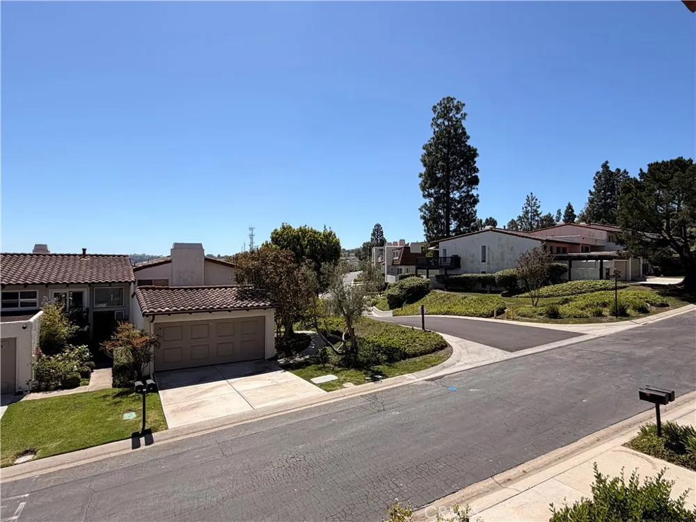 77 Cottonwood Palos Verdes Peninsula, CA 90274