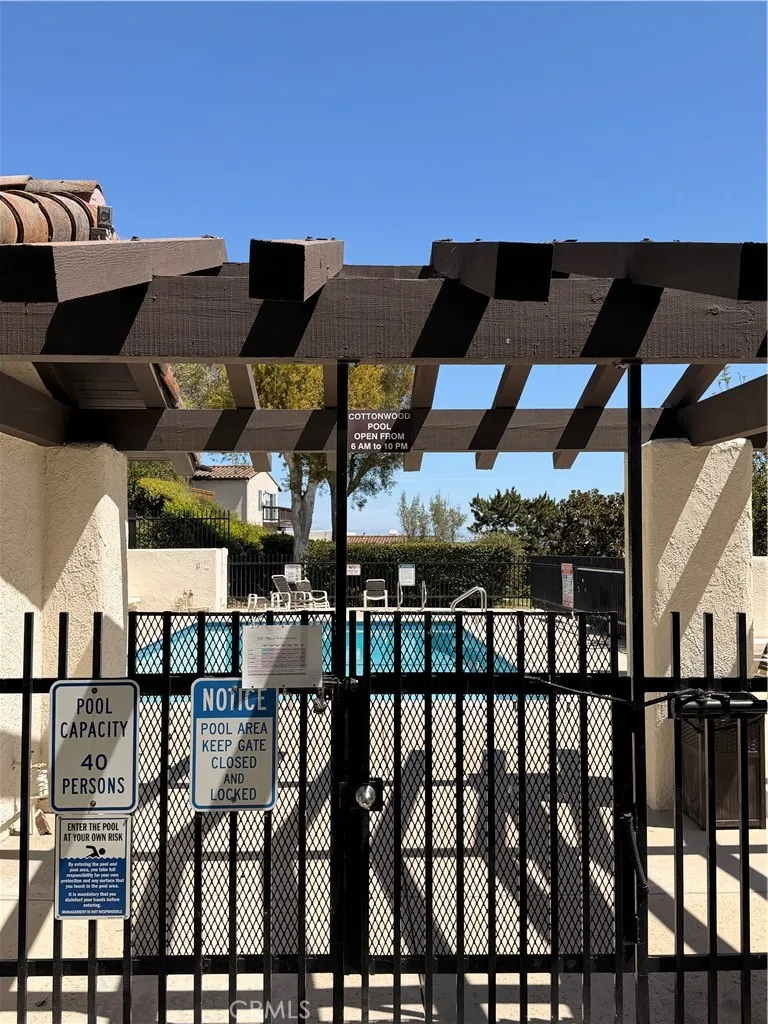 77 Cottonwood Palos Verdes Peninsula, CA 90274
