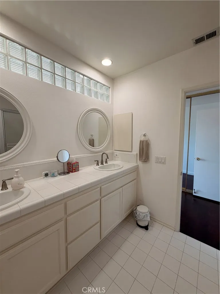 77 Cottonwood Palos Verdes Peninsula, CA 90274