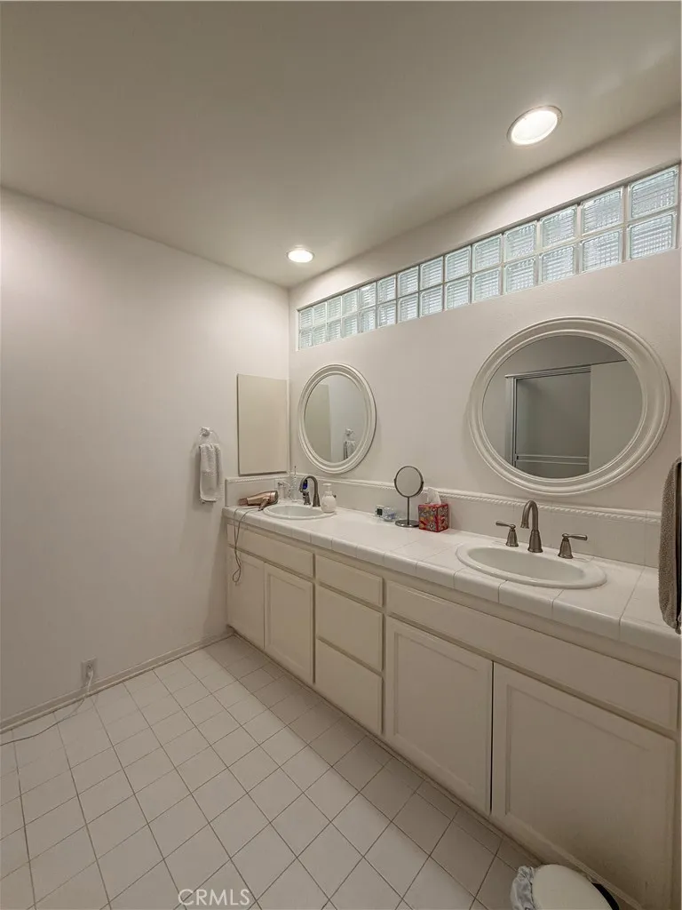 77 Cottonwood Palos Verdes Peninsula, CA 90274