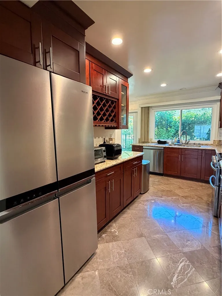 77 Cottonwood Palos Verdes Peninsula, CA 90274