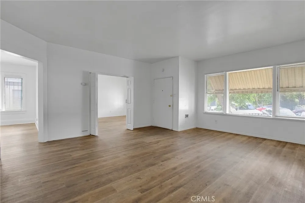 531 W 5th Street Long Beach, CA 90802