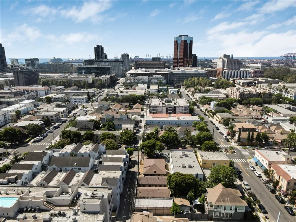 531 W 5th Street Long Beach, CA 90802