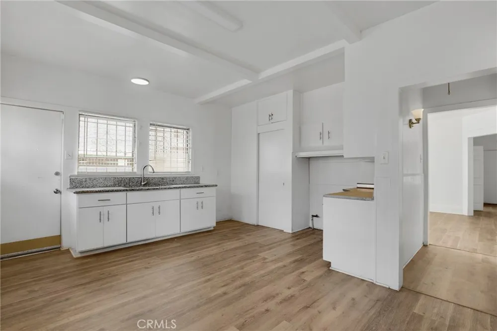 531 W 5th Street Long Beach, CA 90802