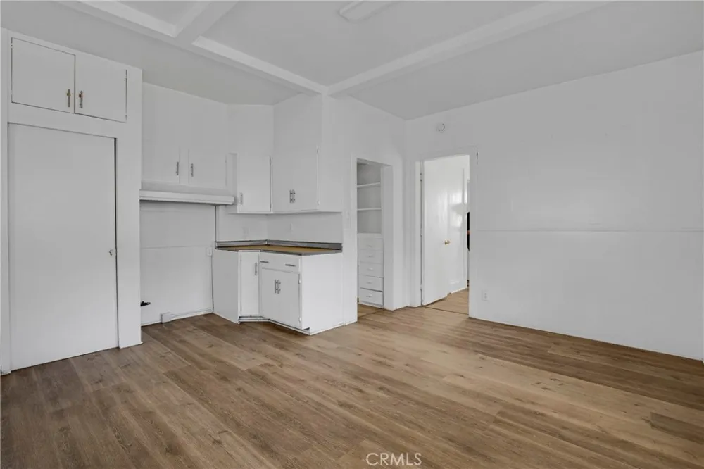 531 W 5th Street Long Beach, CA 90802