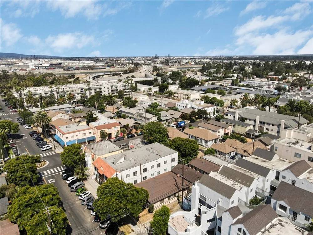 531 W 5th Street Long Beach, CA 90802