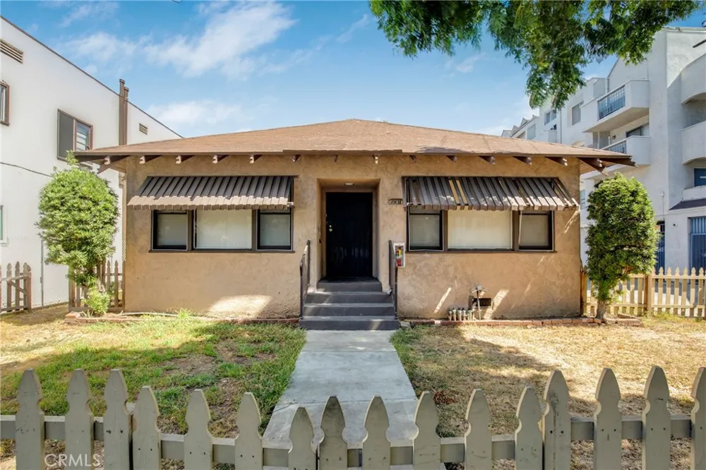 531 W 5th Street Long Beach, CA 90802