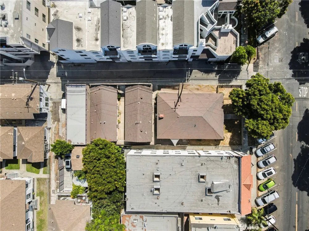 531 W 5th Street Long Beach, CA 90802