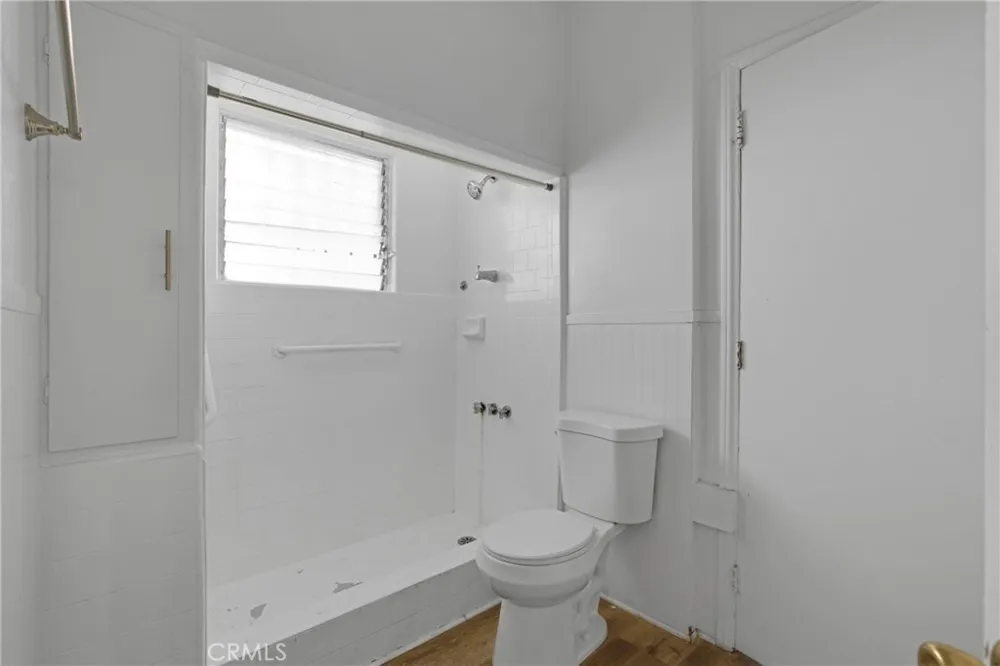531 W 5th Street Long Beach, CA 90802