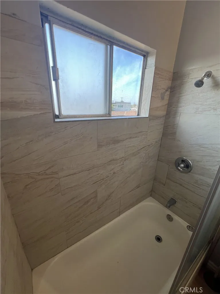 14817 Lemoli #7 Gardena, CA 90249