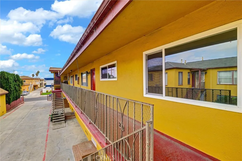 14817 Lemoli #7 Gardena, CA 90249