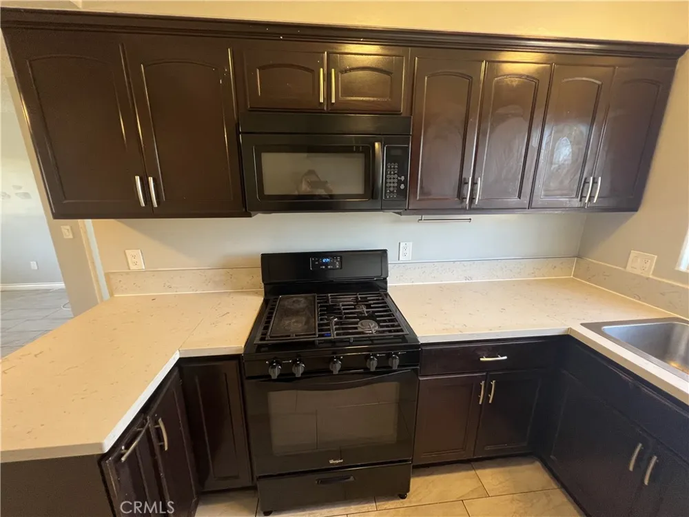 14817 Lemoli #7 Gardena, CA 90249