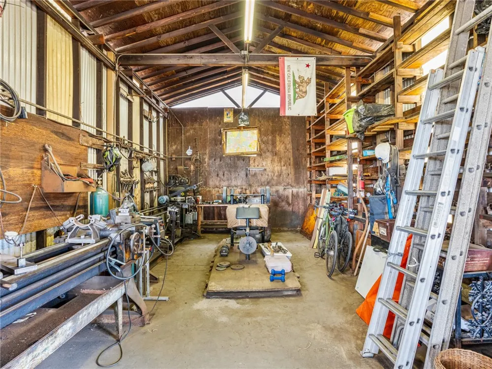 25828 President Harbor City, CA 90710