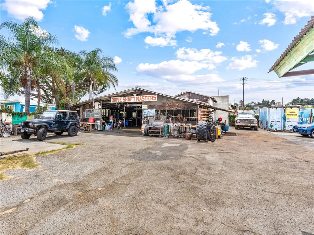 25828 President Harbor City, CA 90710