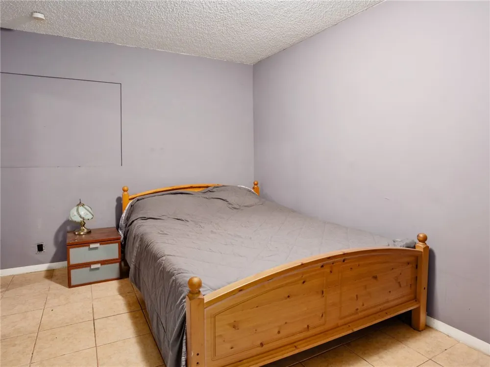 25828 President Harbor City, CA 90710