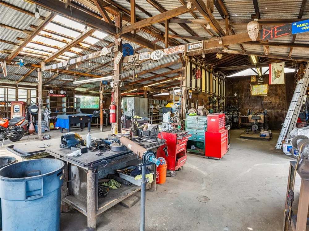 25828 President Harbor City, CA 90710