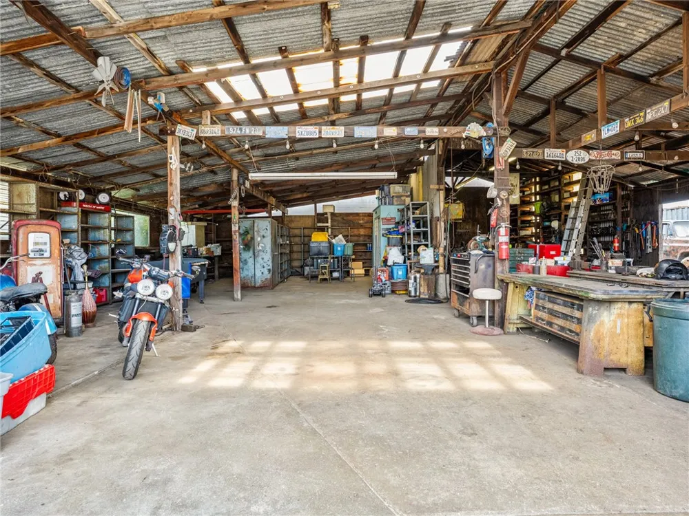 25828 President Harbor City, CA 90710