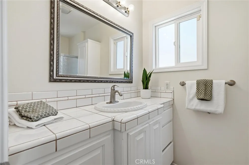 1540 W 215th Street Torrance, CA 90501