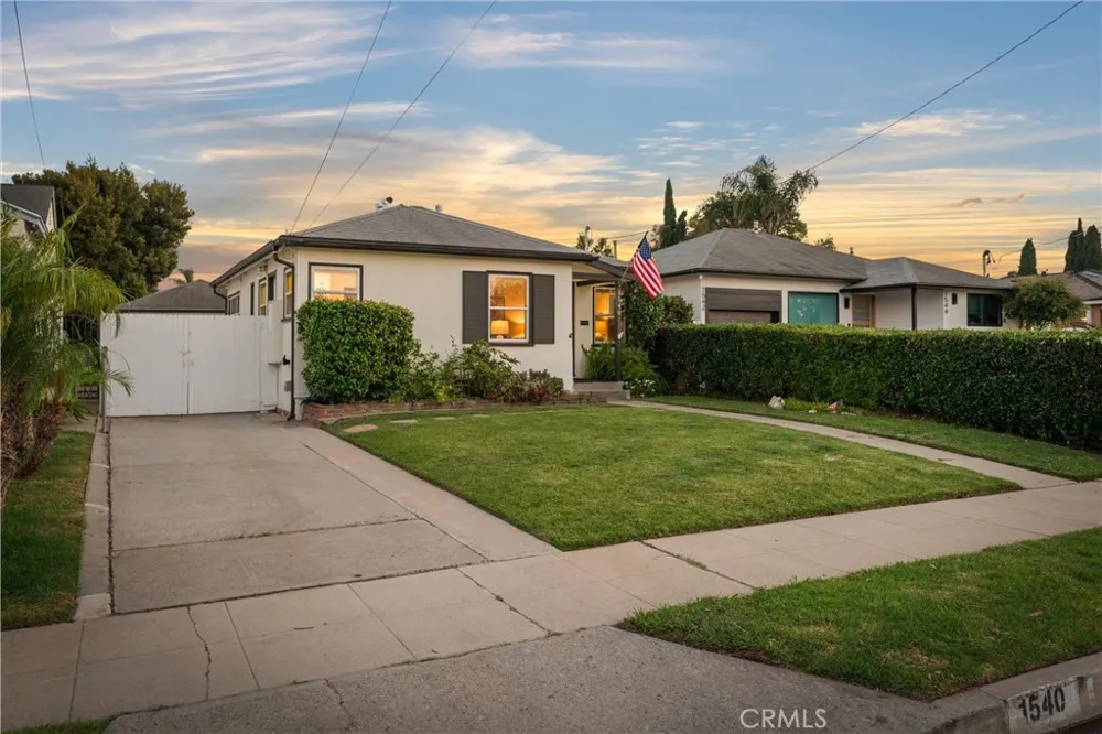1540 W 215th Street Torrance, CA 90501