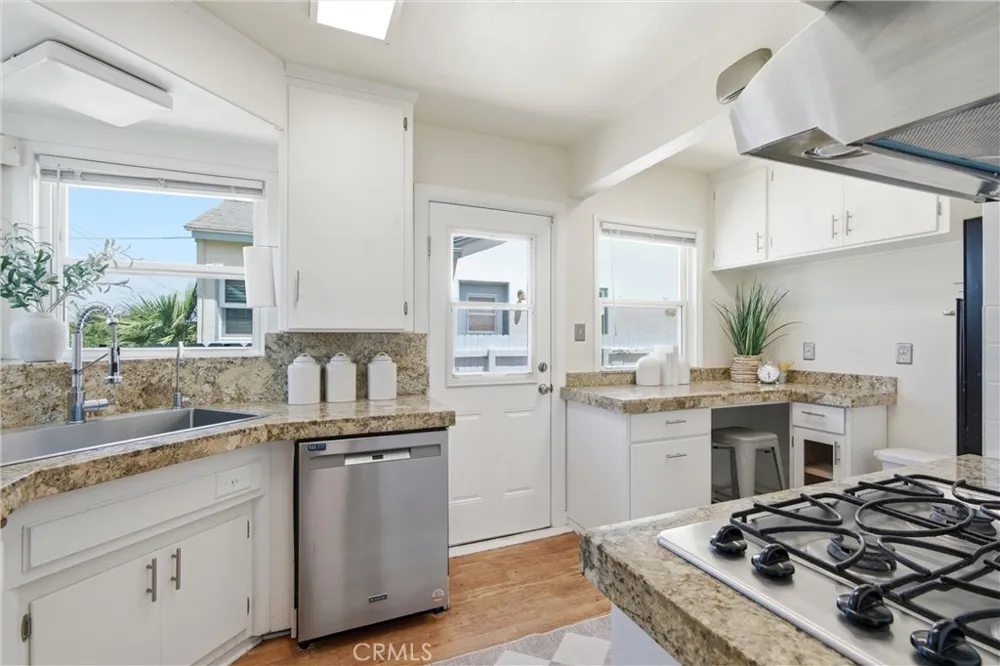 1540 W 215th Street Torrance, CA 90501