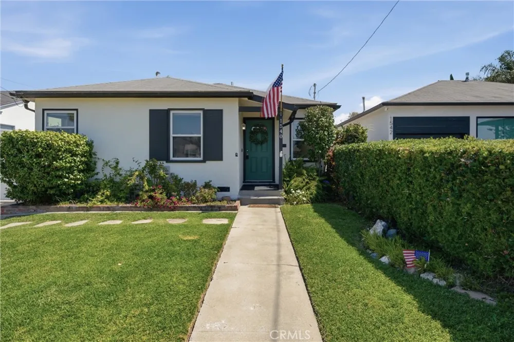 1540 W 215th Street Torrance, CA 90501