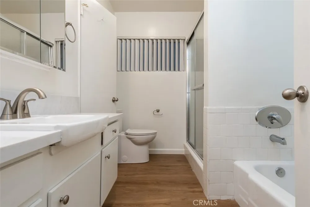 4653 Fulton #2 Sherman Oaks, CA 91423