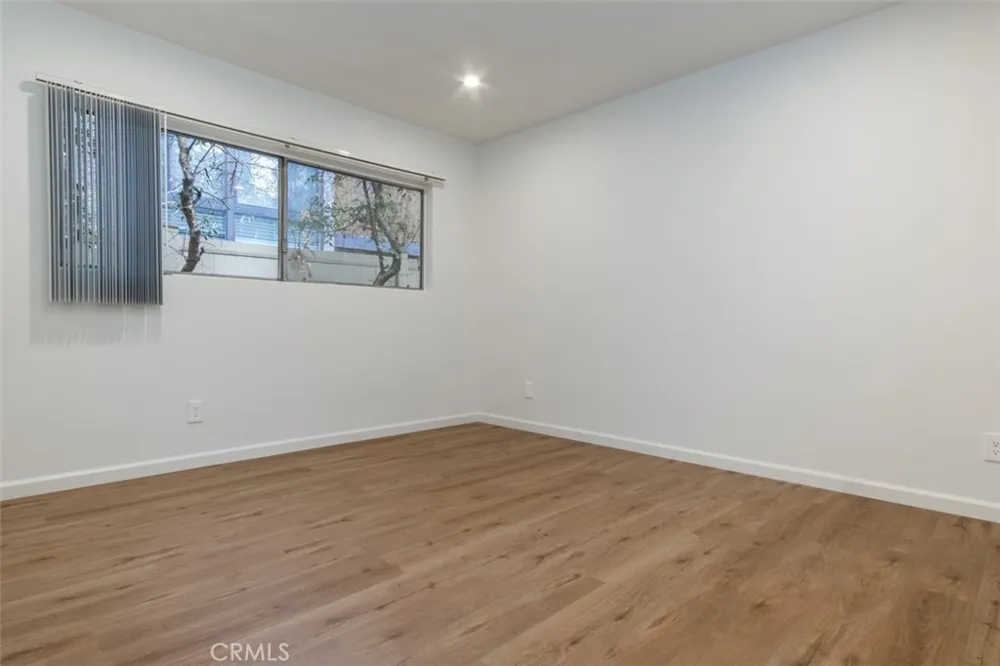 4653 Fulton #2 Sherman Oaks, CA 91423