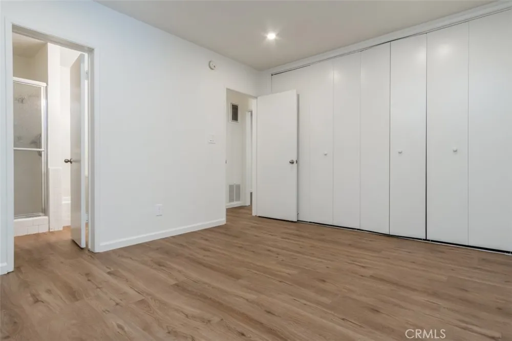4653 Fulton #2 Sherman Oaks, CA 91423