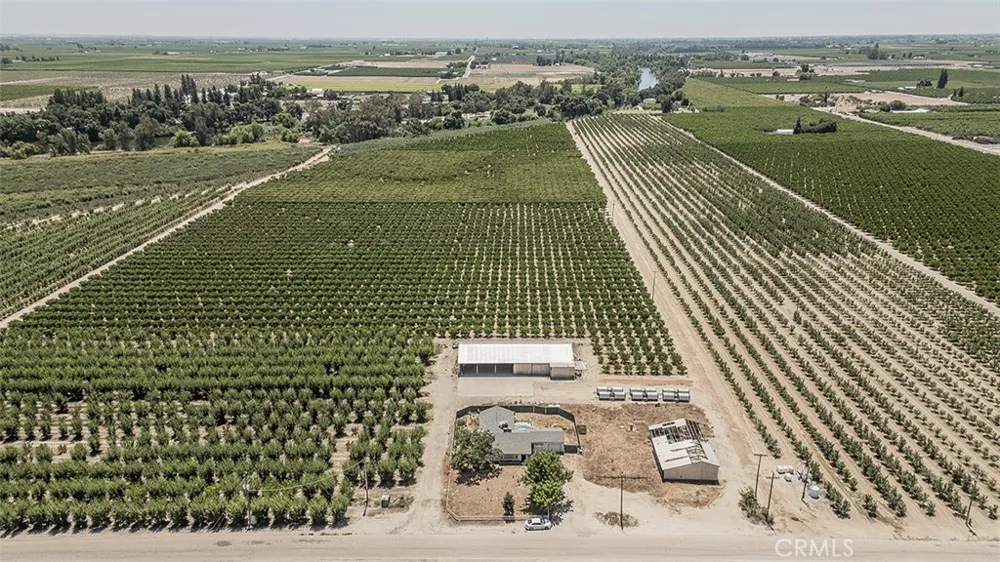17209 E Floral Reedley, CA 93654