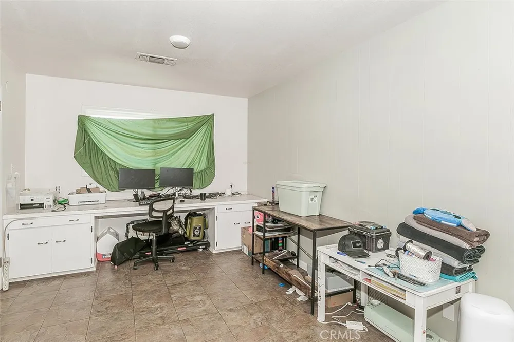 17209 E Floral Reedley, CA 93654