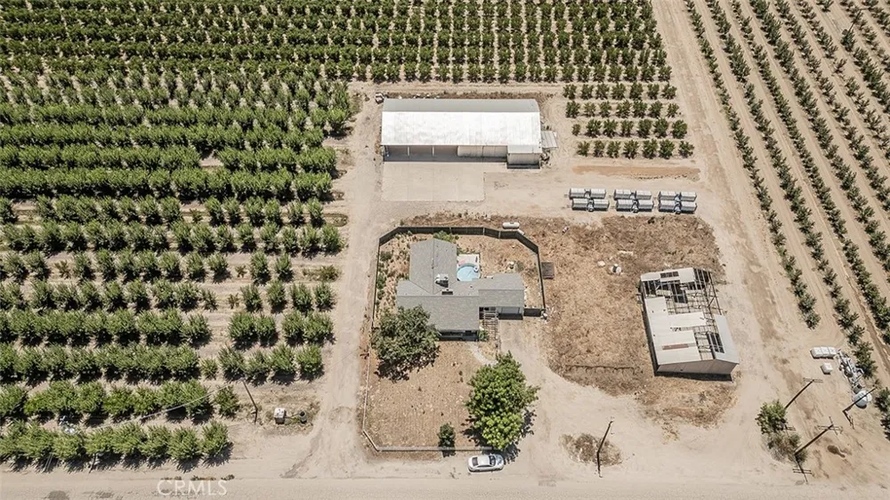 17209 E Floral Reedley, CA 93654