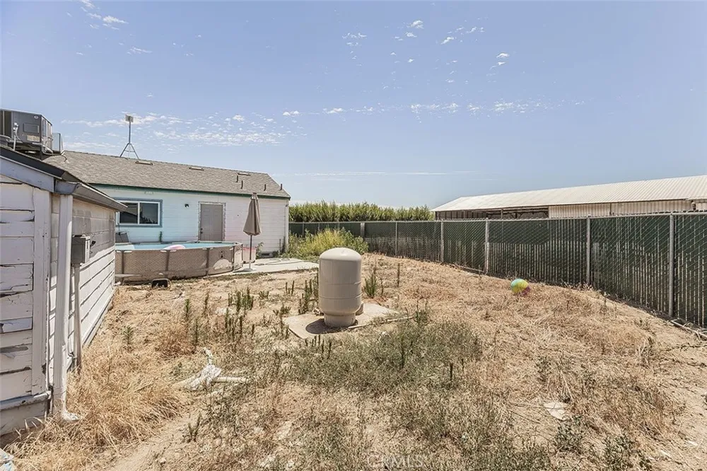 17209 E Floral Reedley, CA 93654