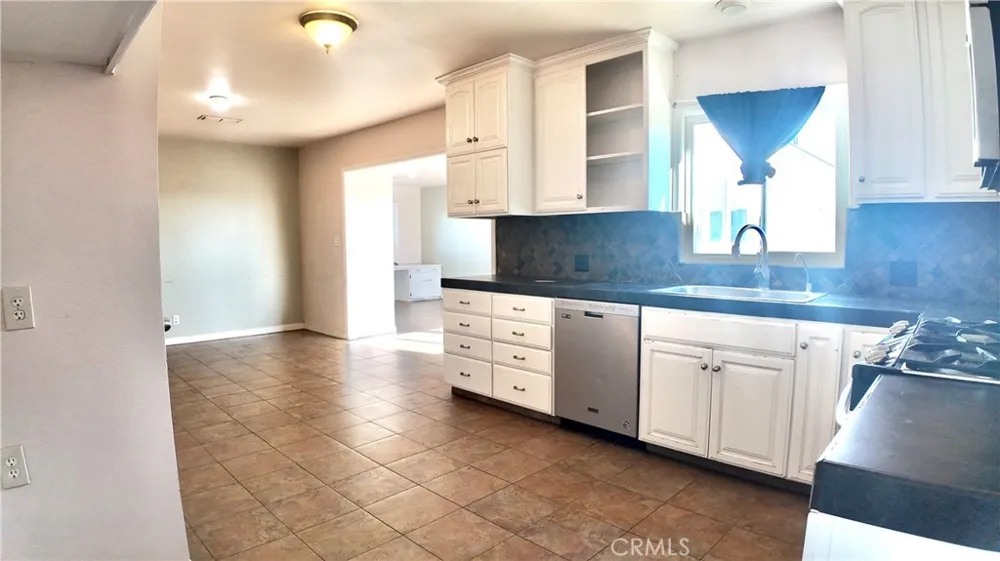 17209 E Floral Reedley, CA 93654