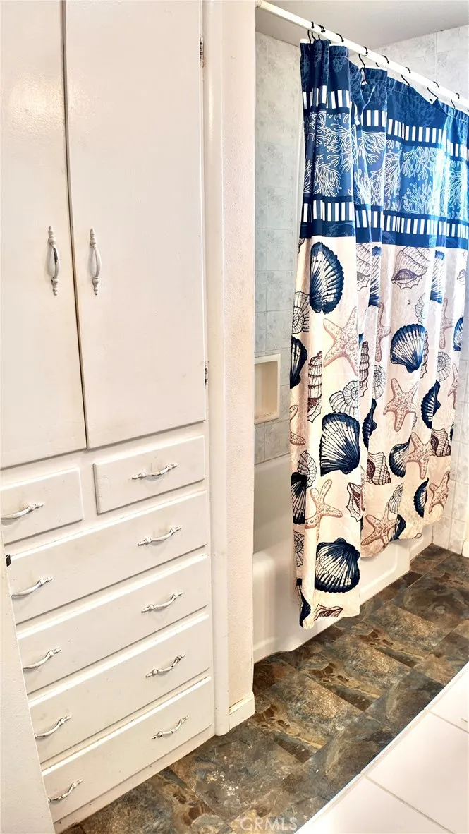 17209 E Floral Reedley, CA 93654