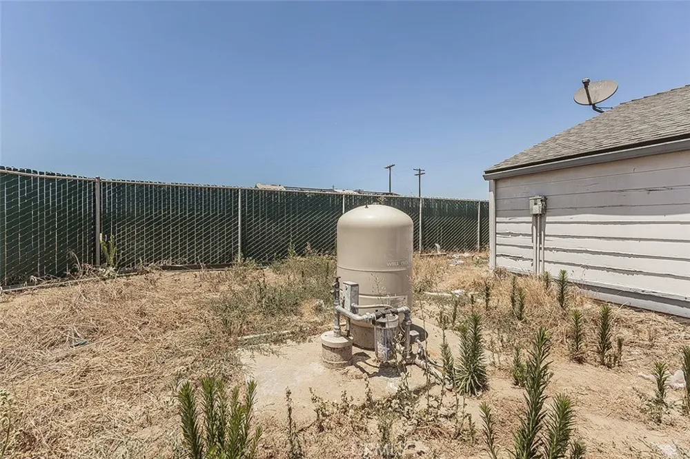 17209 E Floral Reedley, CA 93654